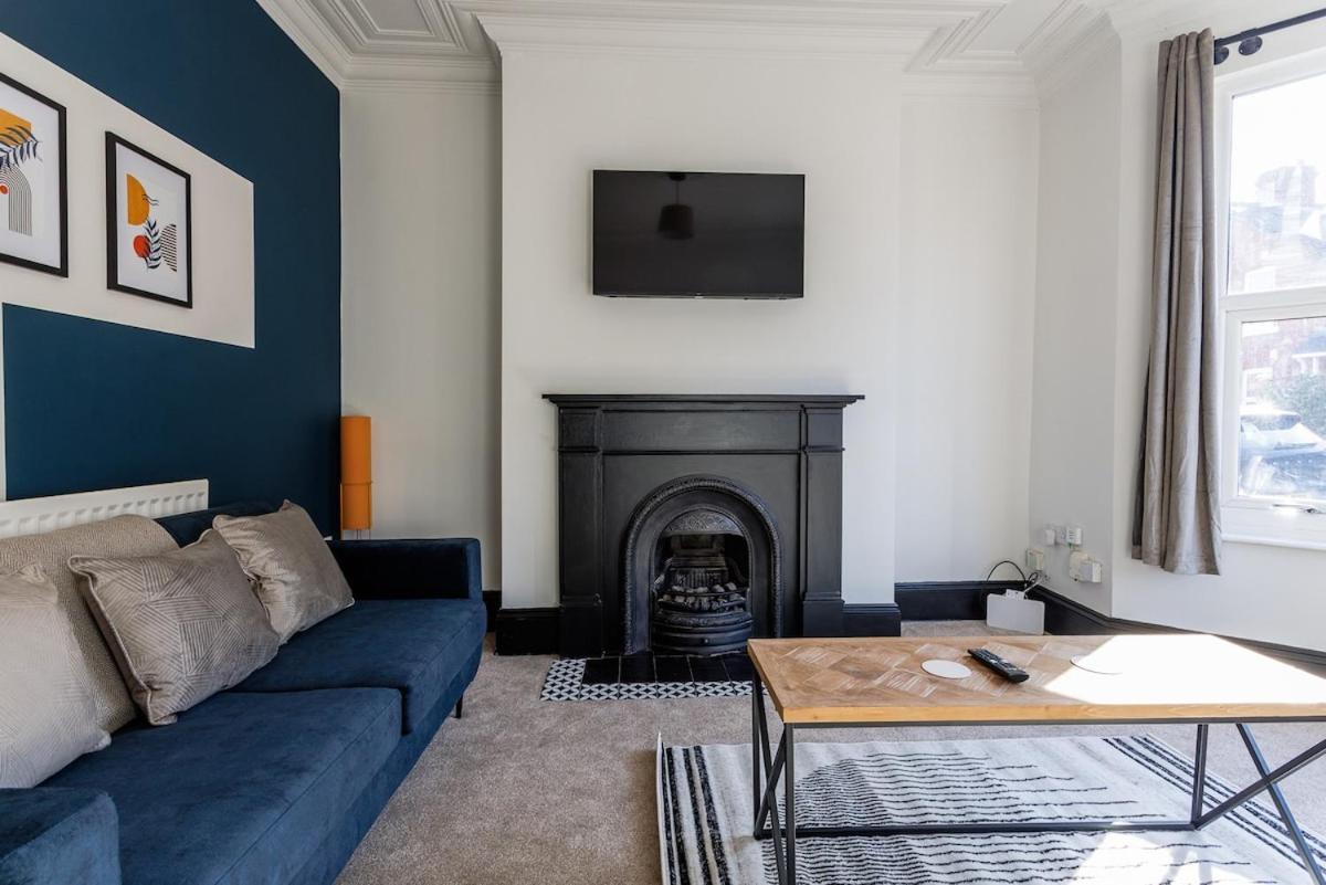 Spacious & Stylish 3br Location